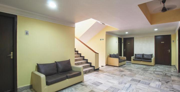 Hotel Golden Palace Pvt Ltd Bombaim Exterior foto