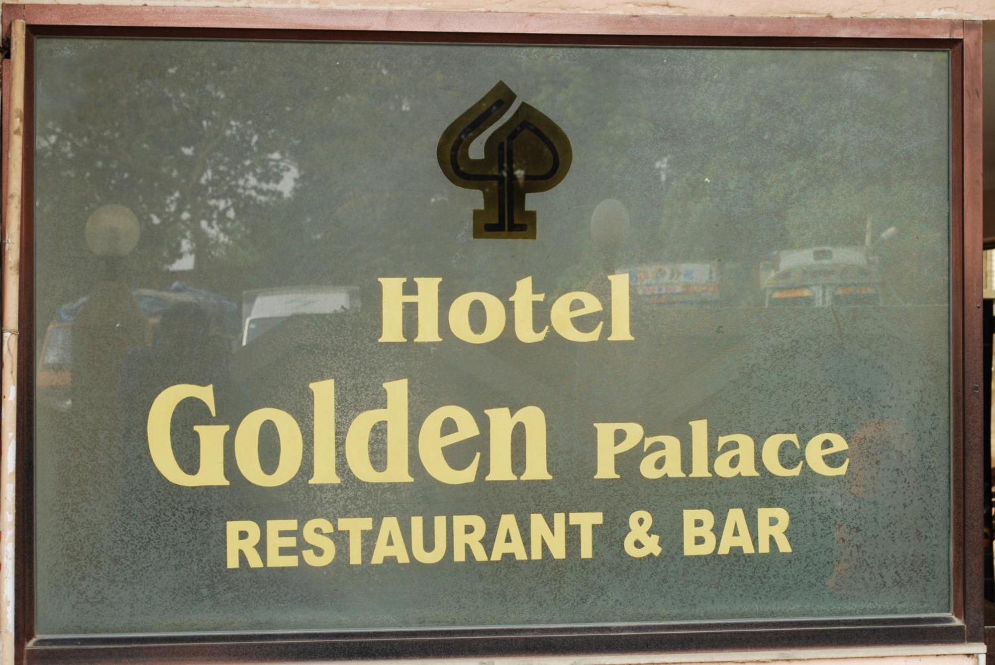 Hotel Golden Palace Pvt Ltd Bombaim Exterior foto